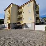 Διαμέρισμα Jurica *