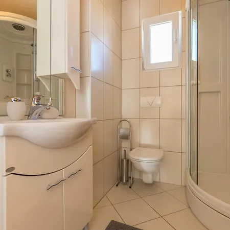 Jurica Apartment Klenovica